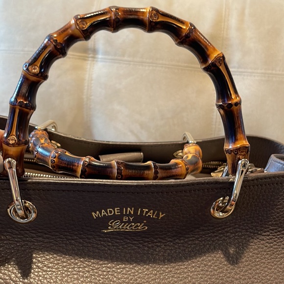 Gucci Large Bamboo Shopper Leather Tote Bag - Picture 6 of 17